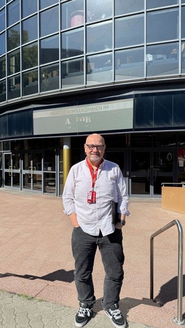 Pat Kelman candid photo